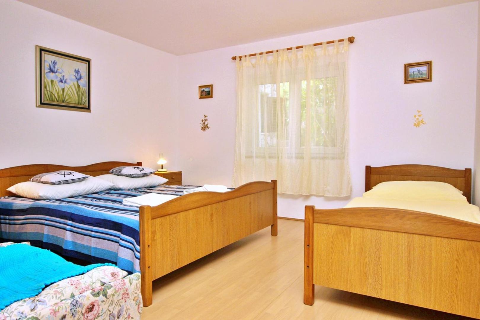 Apartments Zlatica Šilo Exteriör bild